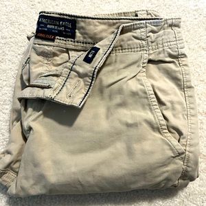 Men’s 31x32 | American Eagle Khaki Pants